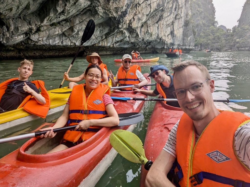 Optioneel kajakken Ha Long Bay